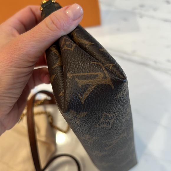 Authentic LV Pallas Crossbody SOLD - Picture 6 of 12